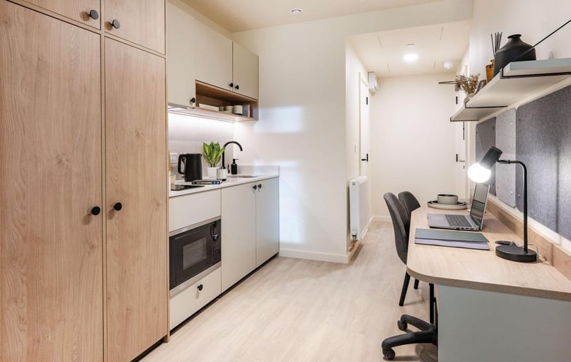 Beresford Street, London - Image 1